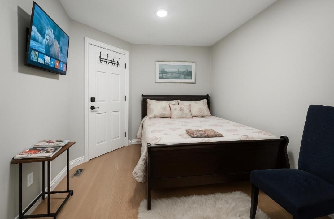On Ensor Apartment Baltimore Room photo
